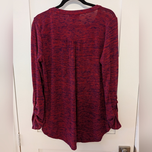 Liz Claiborne Red & Purple Knit Top - Picture 2 of 8